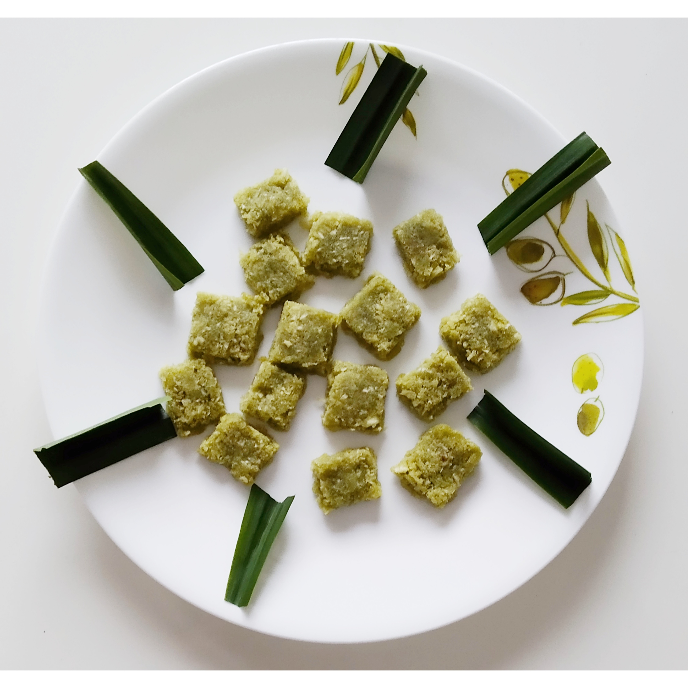 Pandan coconut cake-burfi