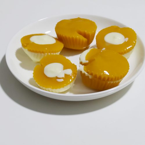 White chocolate mango cups